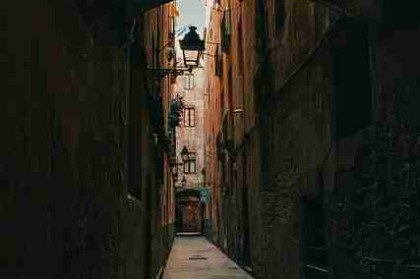 51网在线观看深夜八卦不完全统计：商业洞察彩蛋合集